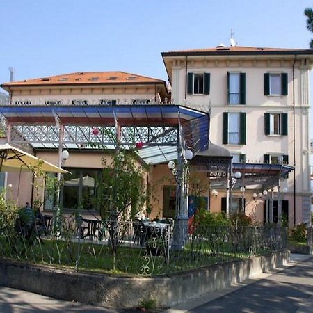 Albergo Lenno Exterior photo