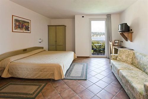Albergo Lenno Exterior photo