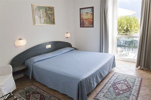 Albergo Lenno Exterior photo